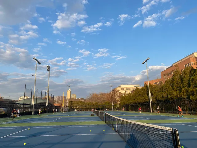 MIT Outdoor Tennis Courts