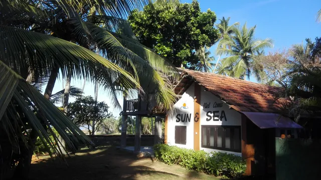 Sun & Sea Guesthouse & Restaurant