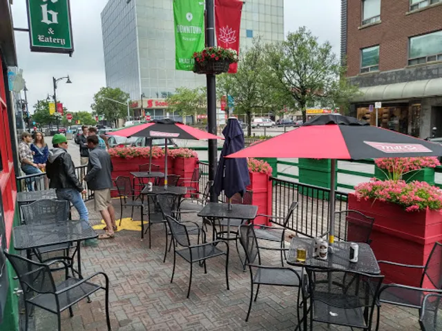 Peddlers Pub & Eatery