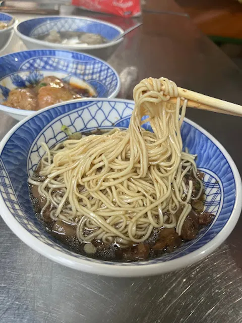 極品麵店《隱藏版小吃》宜蘭市推薦麵館｜特色小吃｜人氣麵食｜傳統小吃｜道地小吃｜紅油抄手