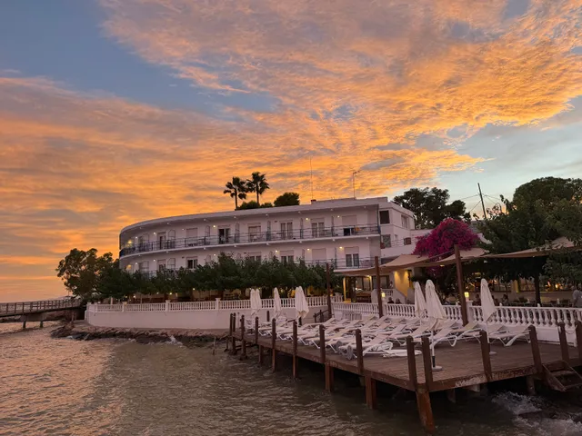 Hotel Restaurante Juanito Platja