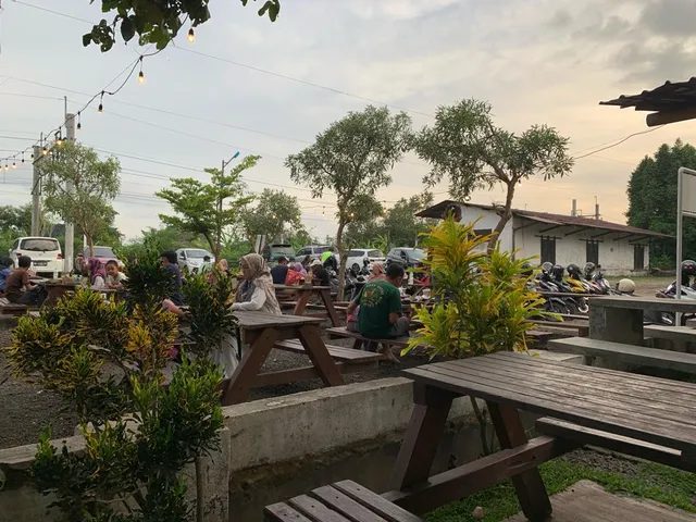 Kalasan Station Coffee Cafe