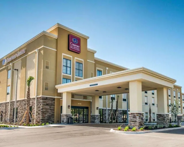 Comfort Suites Dunnellon near Rainbow Springs
