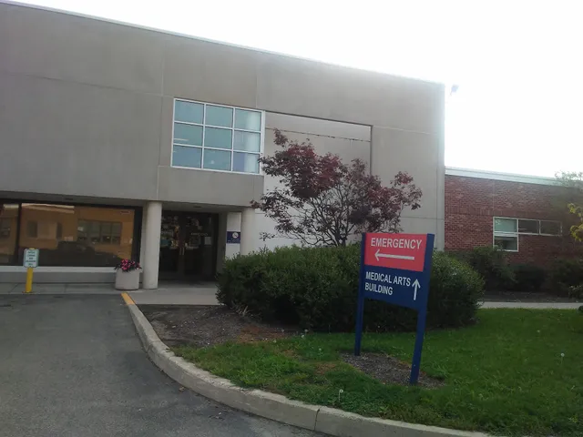 Westfield Memorial Hospital - Main Building