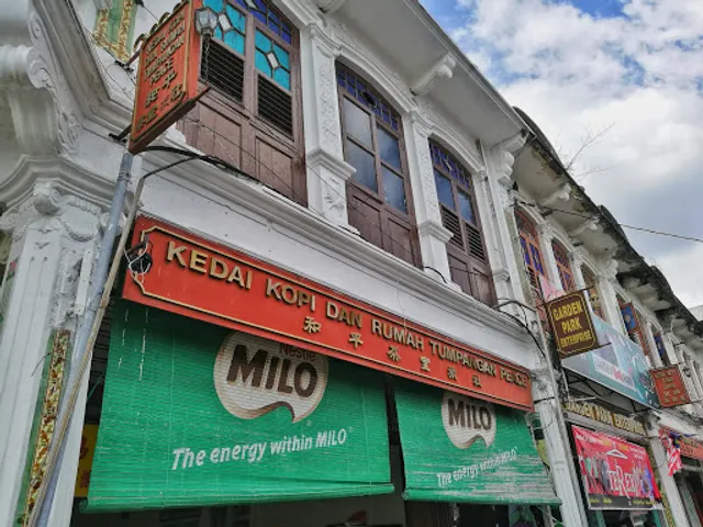Kedai Kopi Dan Rumah Tumpangan Peace