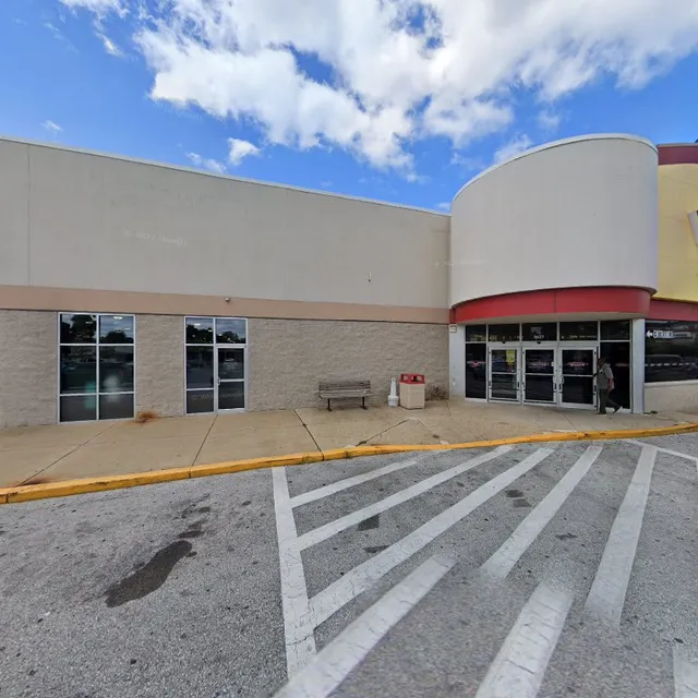 TheNailDoc’s NailLounge Suite 69