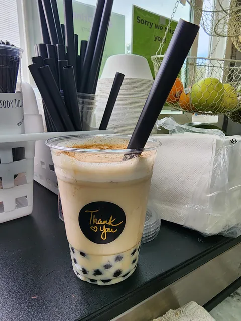 Rhapsody Juice Bar, Cafe and Wellness Boutique