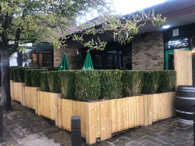 Calilo (Bar & Grill)