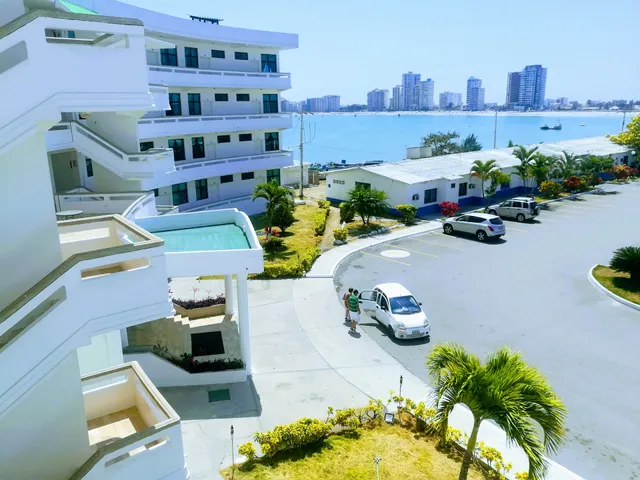 Alojamiento Naval Salinas