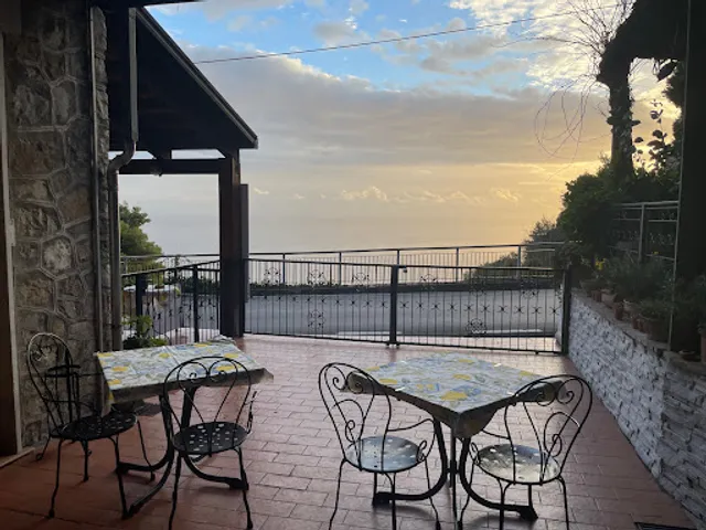 Luca's Restaurant - Bar - Pizzeria