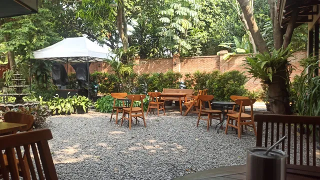 Pawon Ayoe Dine and Brew