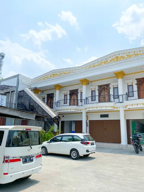 MAHARDHIKA GUEST HOUSE