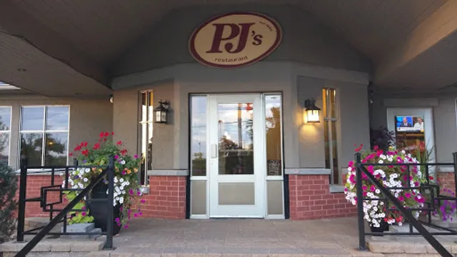 PJ's Restaurant Dining Lounge