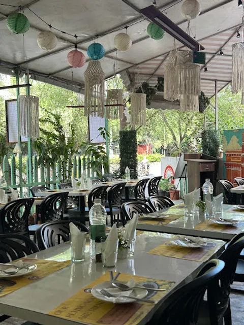 Bombay Culture The Cafe