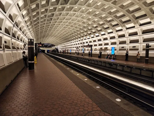 McPherson Square Station