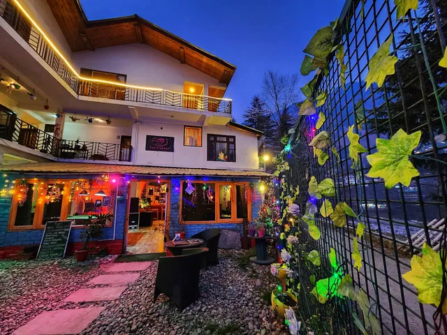 Page 3 lodge and bar