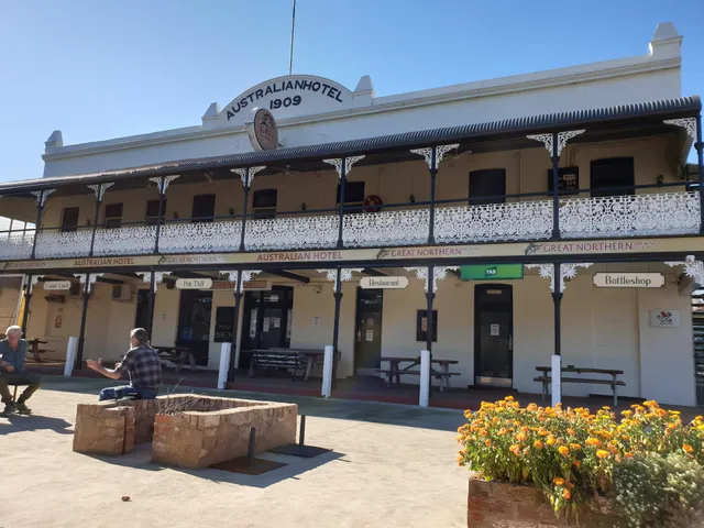 Australian Hotel