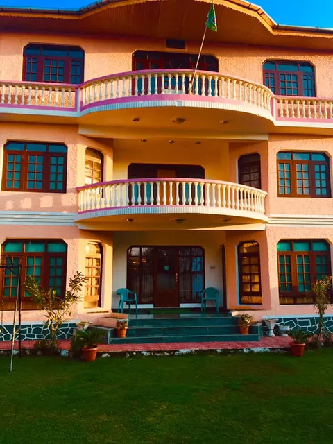 Dil Aram Guest House