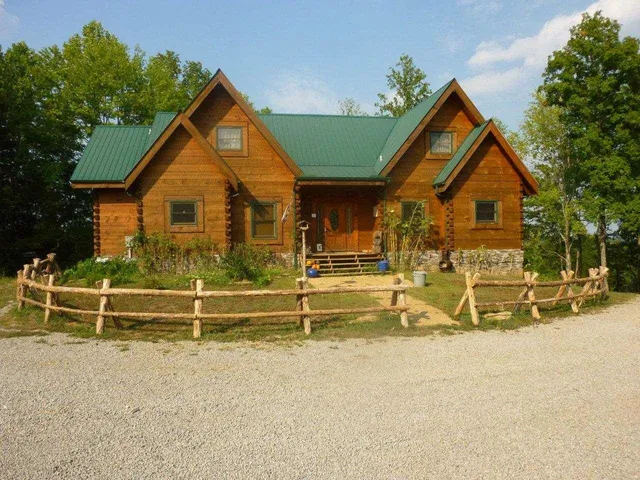 Hidden Cave Ranch Bed and Breakfast