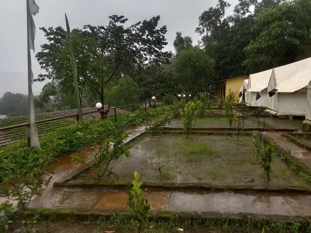 Gunjan Farms - Resort And Camping