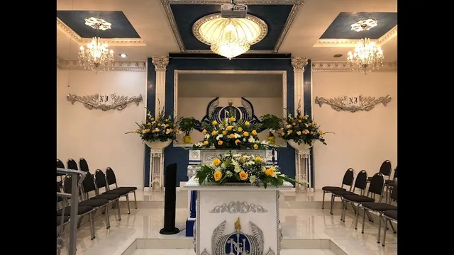 Eva's Floral Gallery