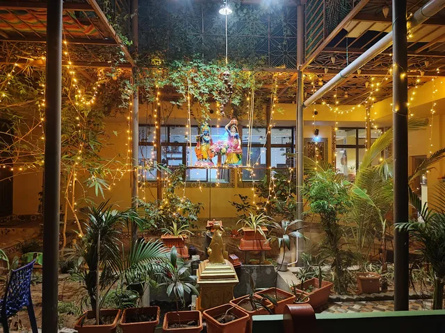 Maha Periyava Kuteeram