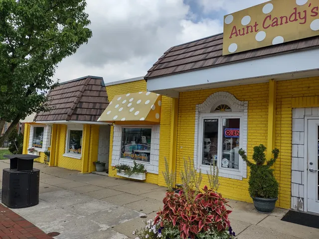 Aunt Candy's Toy Company