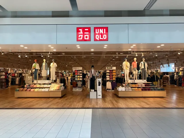 UNIQLO Ontario Mills