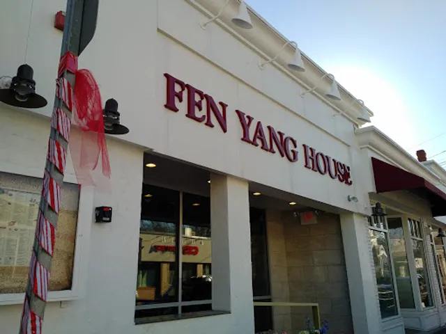 Fen Yang House