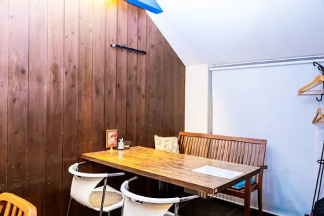 究極のハンバーグと窯焼きピザ trinity&夙川桜庵