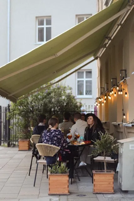 STEAK & BURGER HOUSE