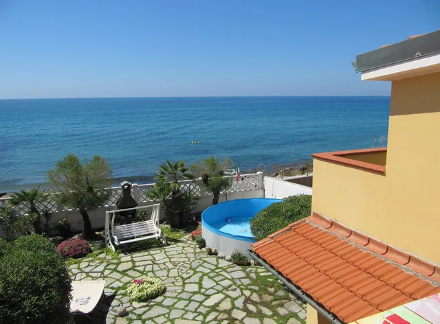 Bed and Breakfast Il Giardino sul Mare