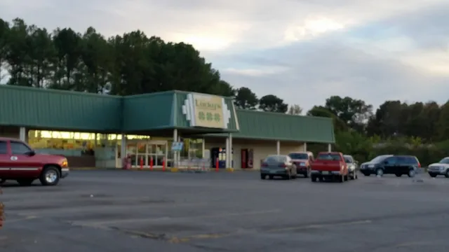 Lucky's Supermarket