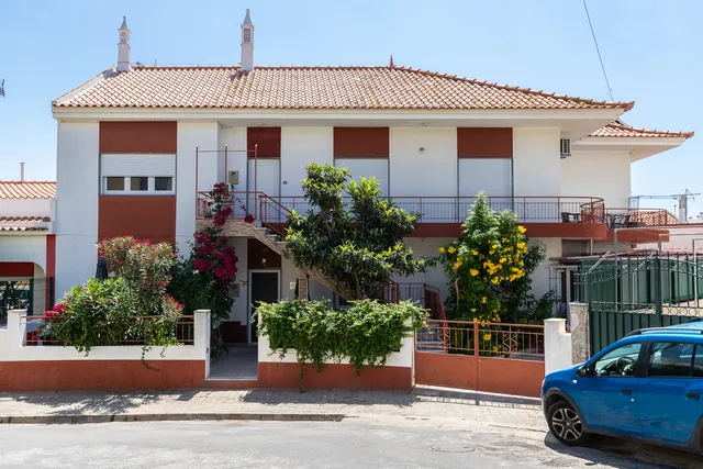 Porta Nova Guesthouse by r-tex