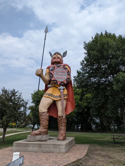 Big Ole - Big Viking Statue