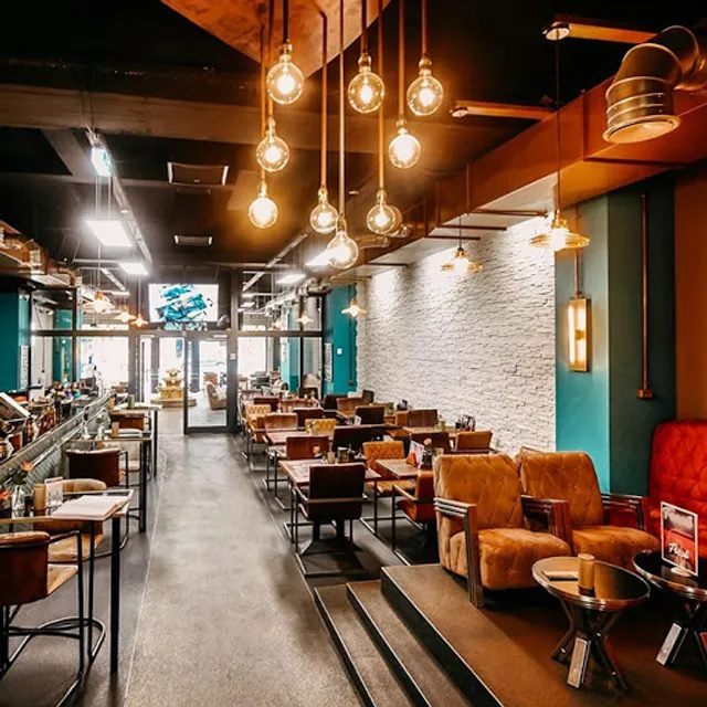 Fresh Bar & Restaurant