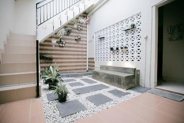 Omah Nogo Guest House