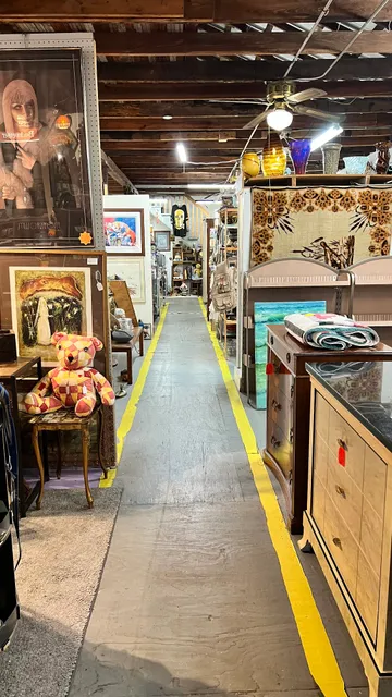 The Feedstore Antique and Collectibles Mall