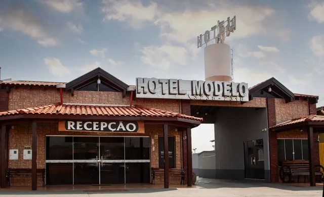Hotel Modelo