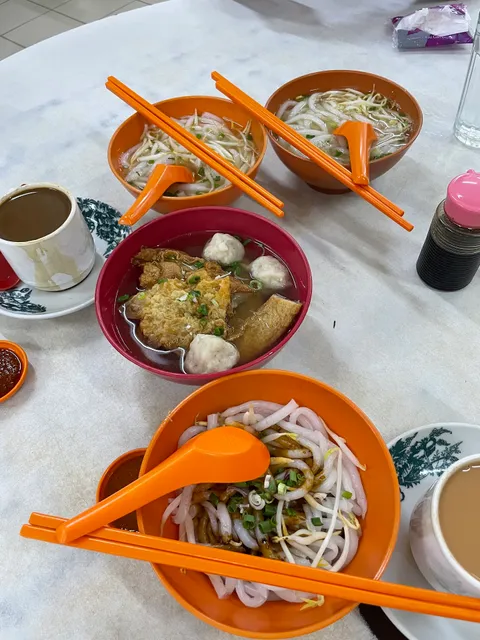 Café Sin Hing Leong (新興良茶餐室)