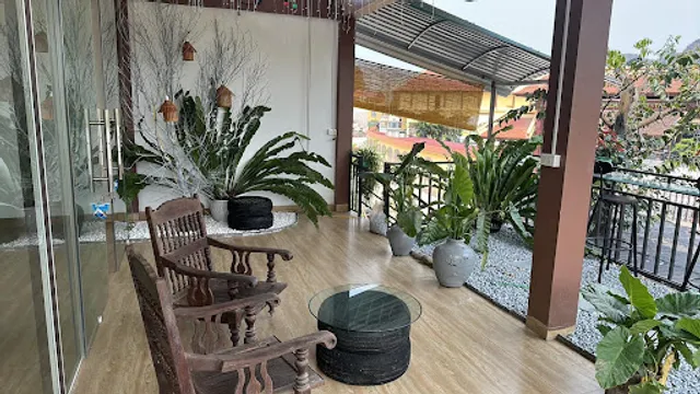 The Last Drop Cafe & Restaurant | Cafe| Healthy Bowl | Breakfast.| Brunch & Lunch Station.| and Dinner