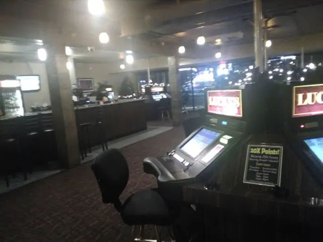 Lucky's Gaming & Spirits