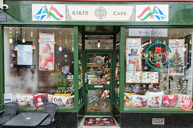 Kiki's Cafe