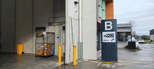 Post Haste Couriers West Auckland in 32B Patiki Road, Avondale ...