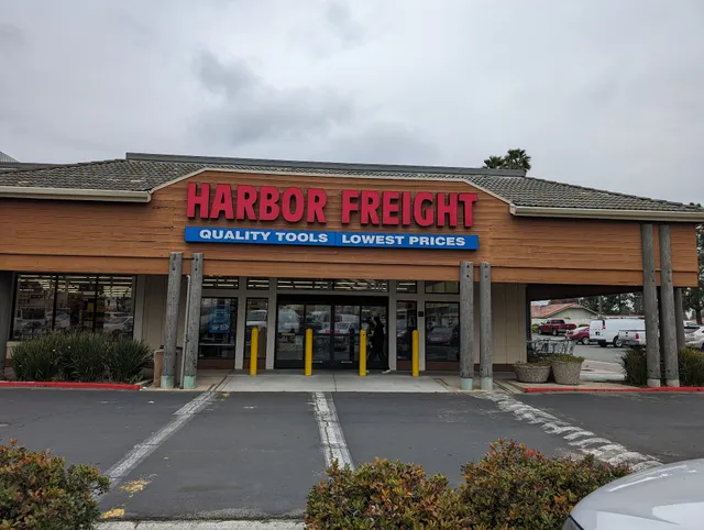 Mowry Landing Shopping Center