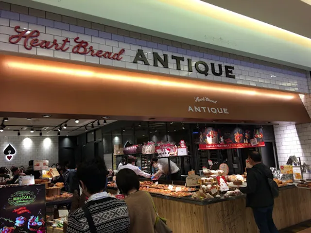 Heart Bread ANTIQUE TRESSA YOKOHAMA