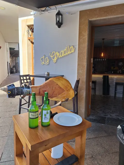 La Gradia Sidrería Restaurante