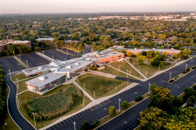 Oakton College - Skokie Campus