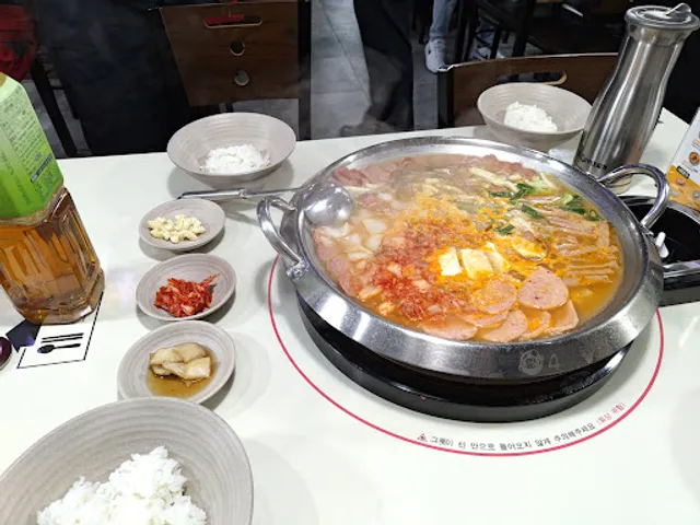 킹콩 부대찌개