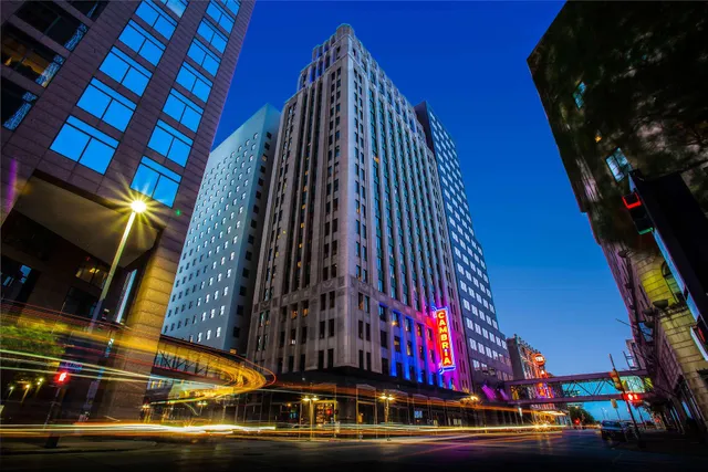 Renaissance Saint Elm Dallas Downtown Hotel